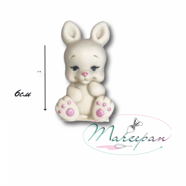 Фигурка из глазури "Зайка лапочка"